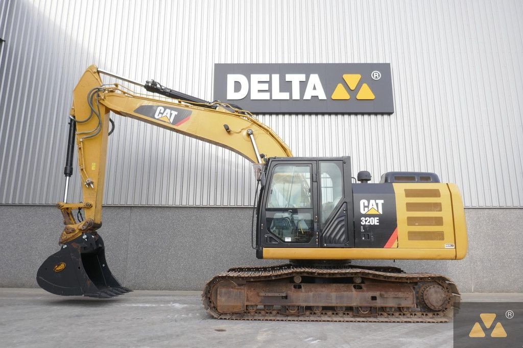 Kettenbagger del tipo Caterpillar 320EL, Gebrauchtmaschine en Zevenbergen (Imagen 1)