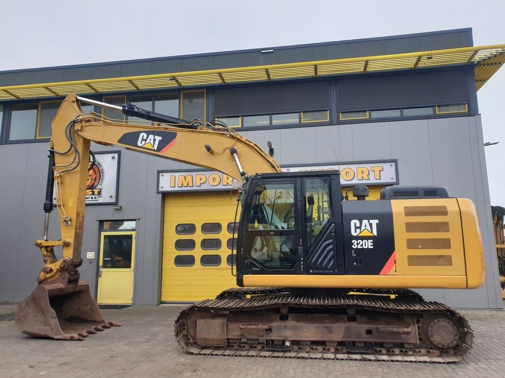 Kettenbagger van het type Caterpillar 320EL, Gebrauchtmaschine in Krabbendijke (Foto 1)