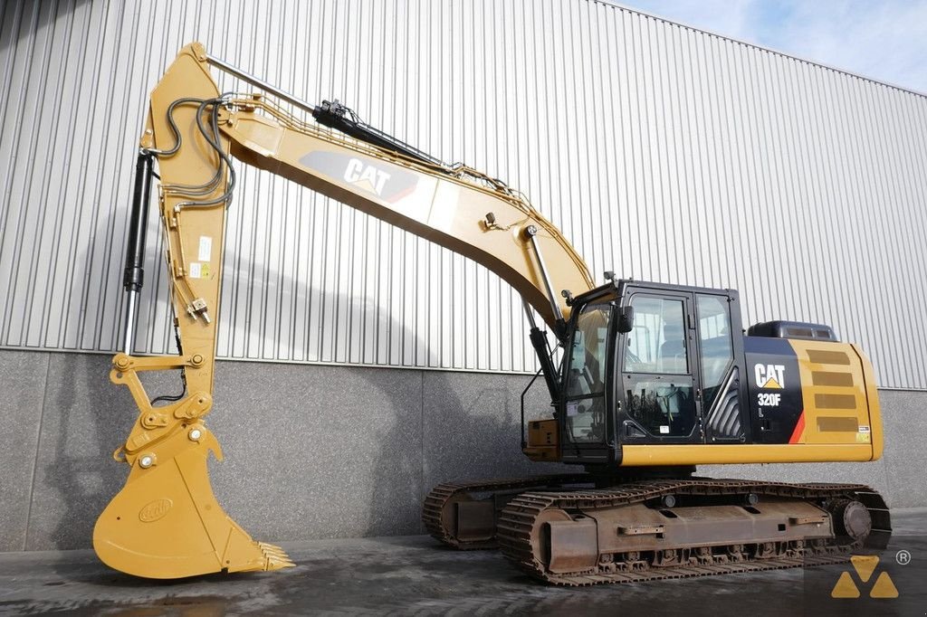 Kettenbagger Türe ait Caterpillar 320FL, Gebrauchtmaschine içinde Zevenbergen (resim 3)