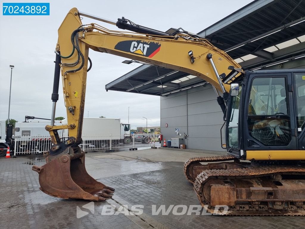 Kettenbagger of the type Caterpillar 323 E L, Gebrauchtmaschine in Veghel (Picture 10)