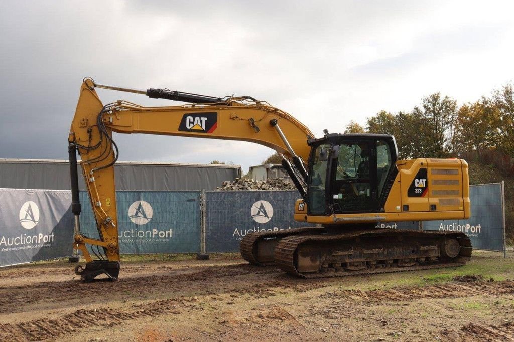 Kettenbagger typu Caterpillar 323, Gebrauchtmaschine w Antwerpen (Zdjęcie 1)