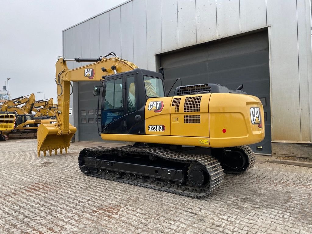 Kettenbagger Türe ait Caterpillar 323D3, Neumaschine içinde Velddriel (resim 3)