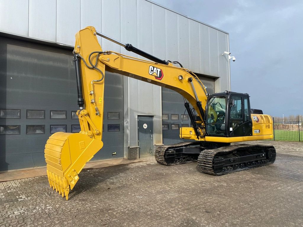 Kettenbagger van het type Caterpillar 323D3, Neumaschine in Velddriel (Foto 2)