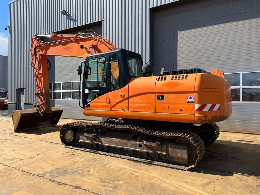 Kettenbagger del tipo Caterpillar 323DL - CE certified / 2008, Gebrauchtmaschine en Velddriel (Imagen 3)