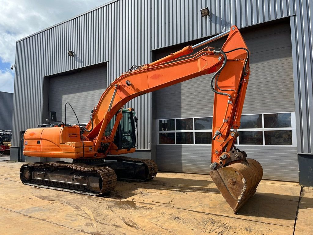 Kettenbagger van het type Caterpillar 323DL - CE certified / 2008, Gebrauchtmaschine in Velddriel (Foto 4)