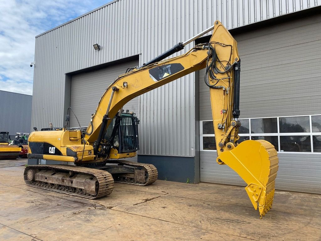 Kettenbagger typu Caterpillar 323DL - New original bucket with teeth / Hydraulic L, Gebrauchtmaschine w Velddriel (Zdjęcie 8)