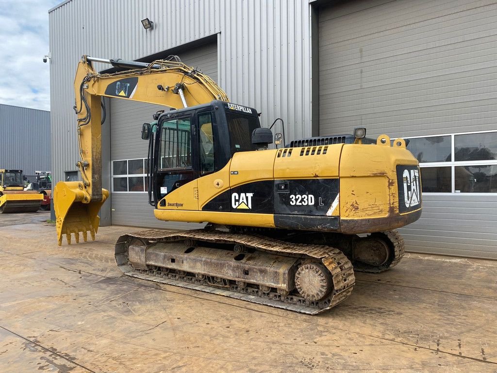 Kettenbagger tip Caterpillar 323DL - New original bucket with teeth / Hydraulic L, Gebrauchtmaschine in Velddriel (Poză 3)