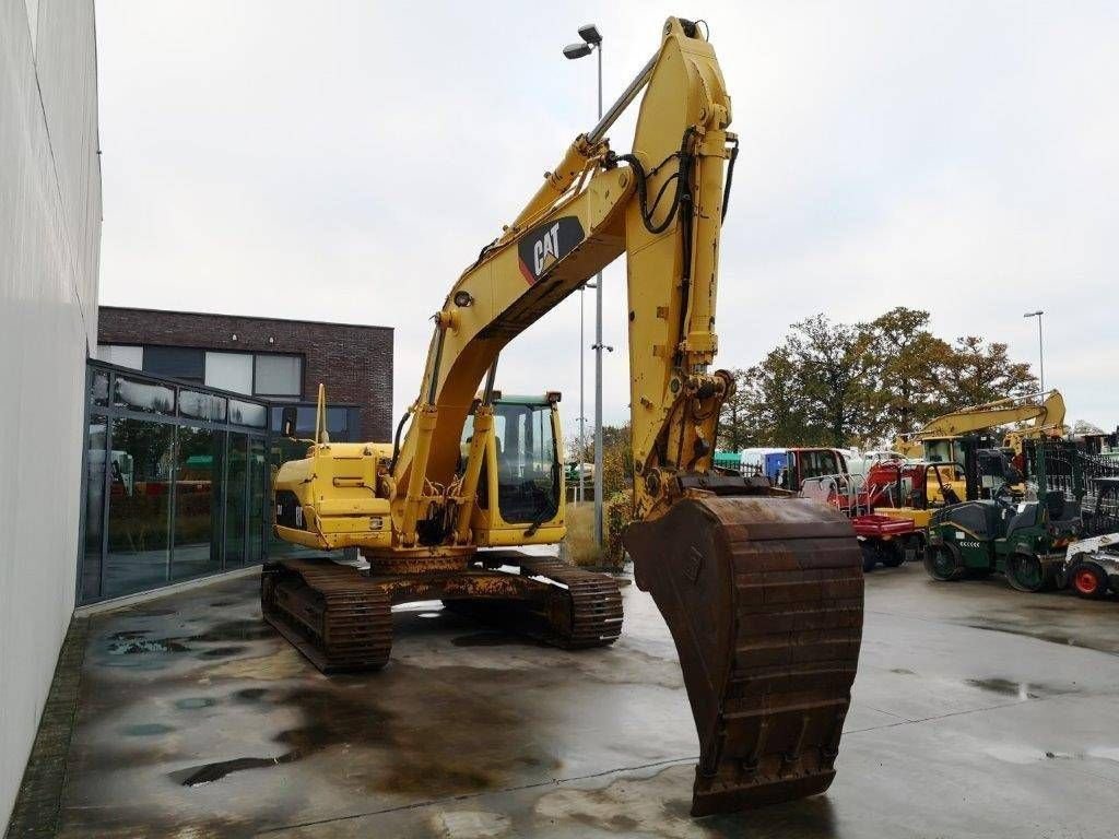 Kettenbagger du type Caterpillar 324DL, Gebrauchtmaschine en Antwerpen (Photo 4)