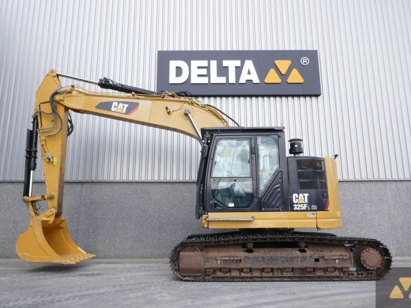 Kettenbagger of the type Caterpillar 325F LCR, Gebrauchtmaschine in Zevenbergen (Picture 1)