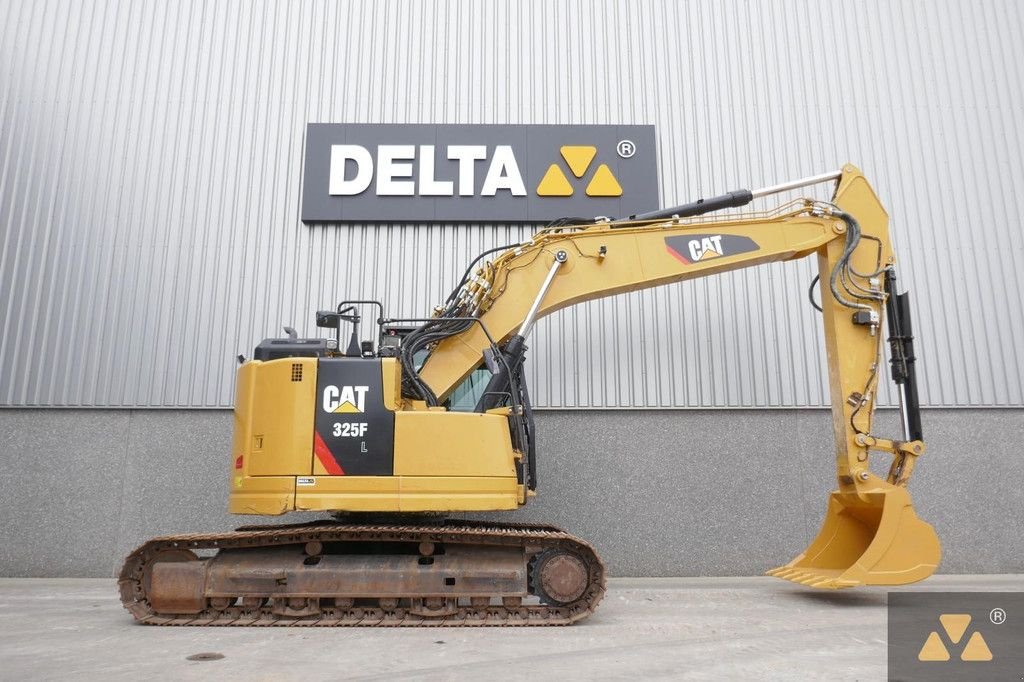 Kettenbagger Türe ait Caterpillar 325F LCR, Gebrauchtmaschine içinde Zevenbergen (resim 2)