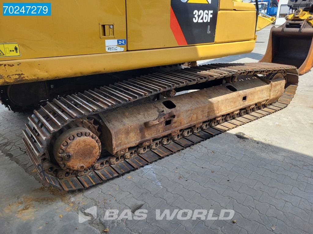 Kettenbagger typu Caterpillar 326 F L NEW TRACKS - ENGCON ROTO TILT, Gebrauchtmaschine v Veghel (Obrázek 10)