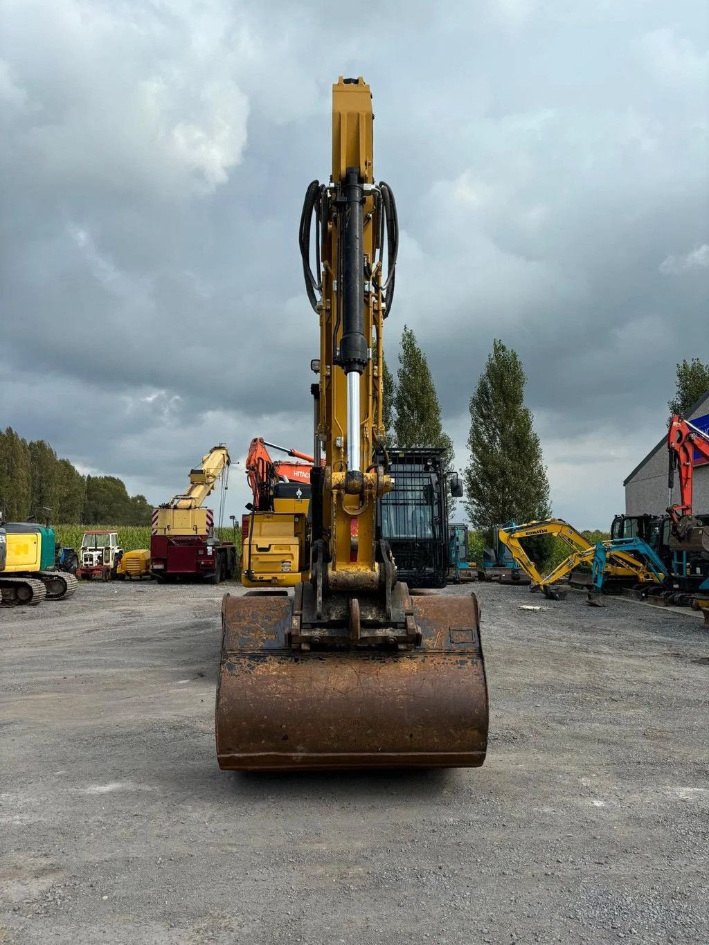 Kettenbagger of the type Caterpillar 326F LN, Gebrauchtmaschine in Wevelgem (Picture 4)