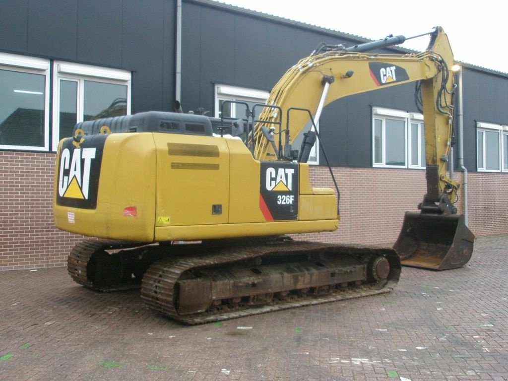 Kettenbagger del tipo Caterpillar 326FL, Gebrauchtmaschine en Barneveld (Imagen 3)