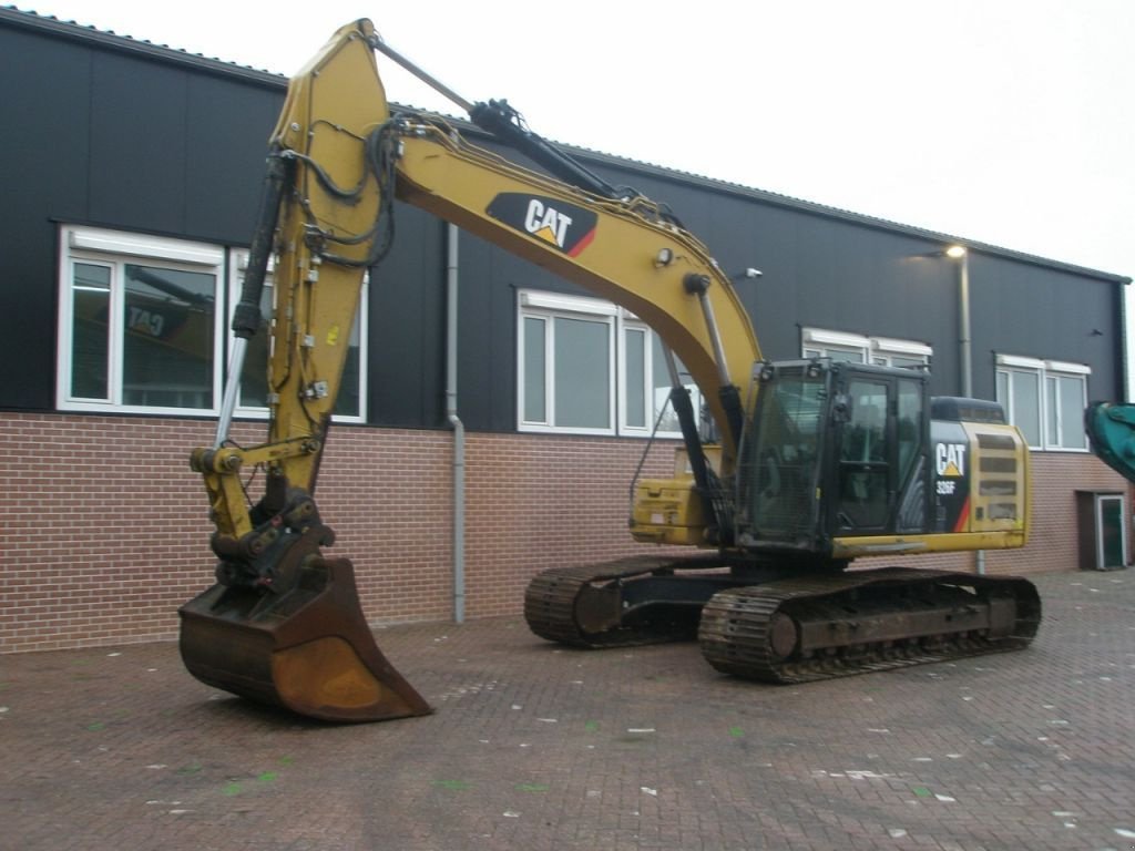 Kettenbagger Türe ait Caterpillar 326FL, Gebrauchtmaschine içinde Barneveld (resim 1)