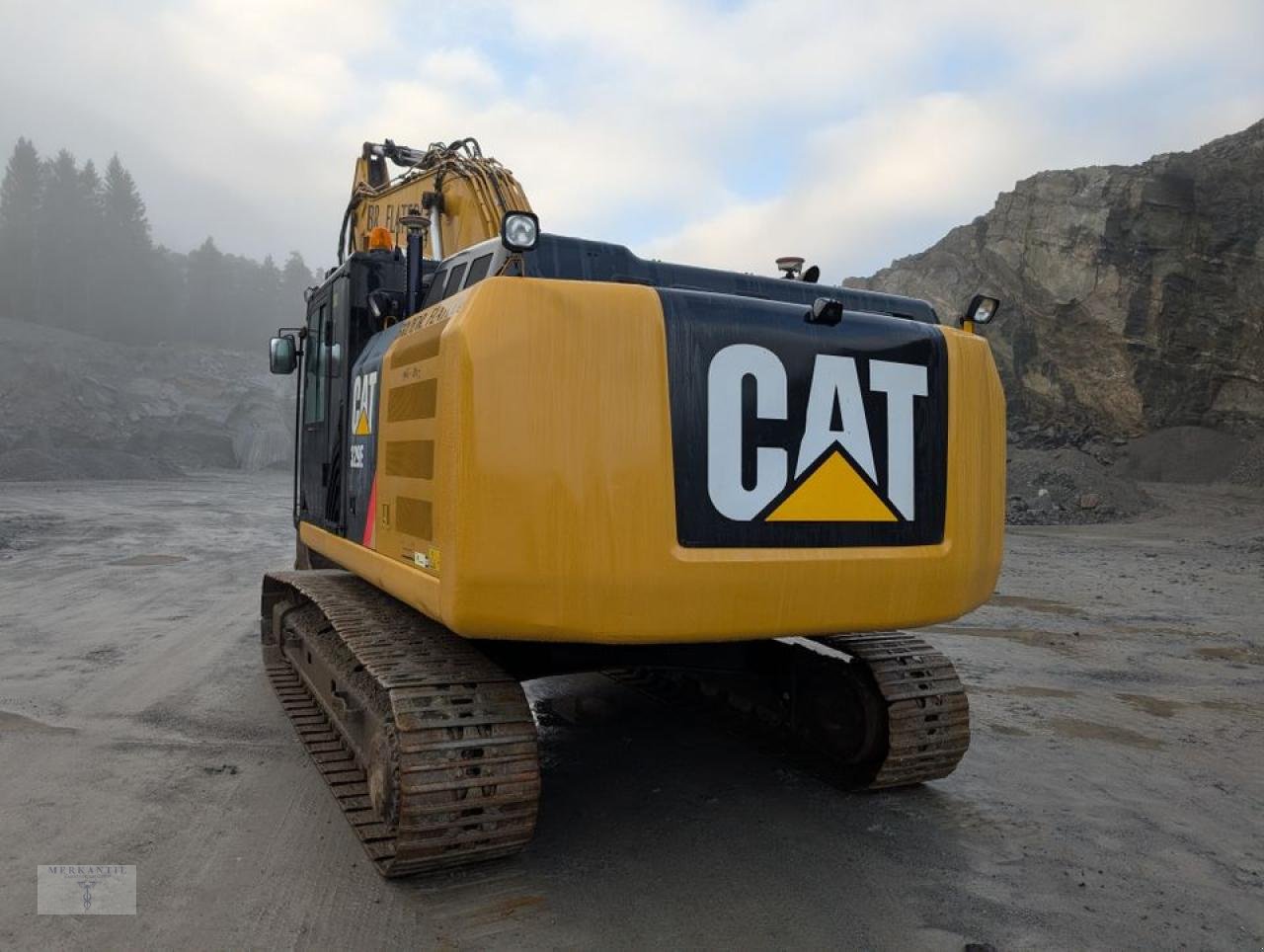 Kettenbagger of the type Caterpillar 329 EL, Gebrauchtmaschine in Pragsdorf (Picture 4)