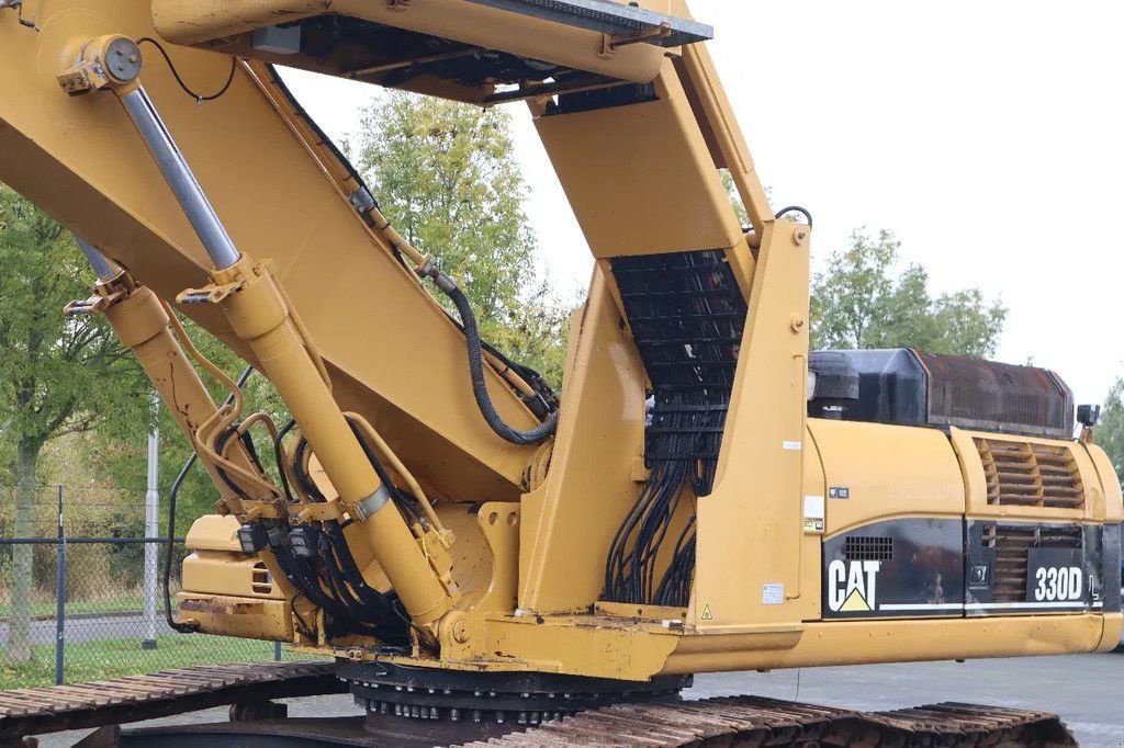 Kettenbagger des Typs Caterpillar 330 D SORTING GRAB DEMOLITION ABBRUCH, Gebrauchtmaschine in Marknesse (Bild 8)