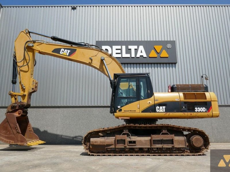 Kettenbagger van het type Caterpillar 330DL, Gebrauchtmaschine in Zevenbergen (Foto 1)