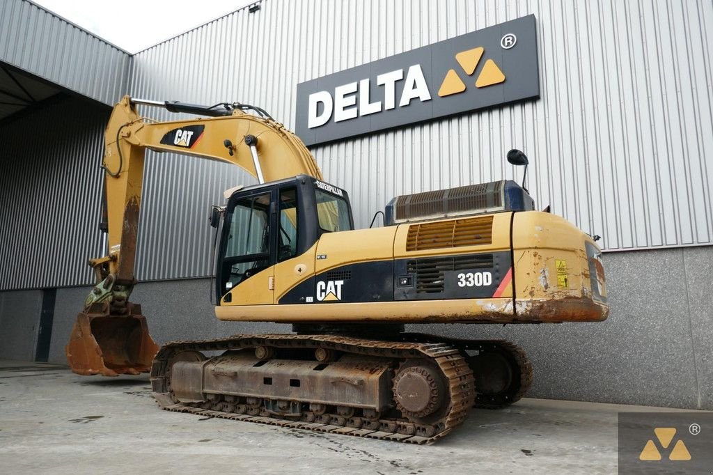 Kettenbagger Türe ait Caterpillar 330DL, Gebrauchtmaschine içinde Zevenbergen (resim 4)