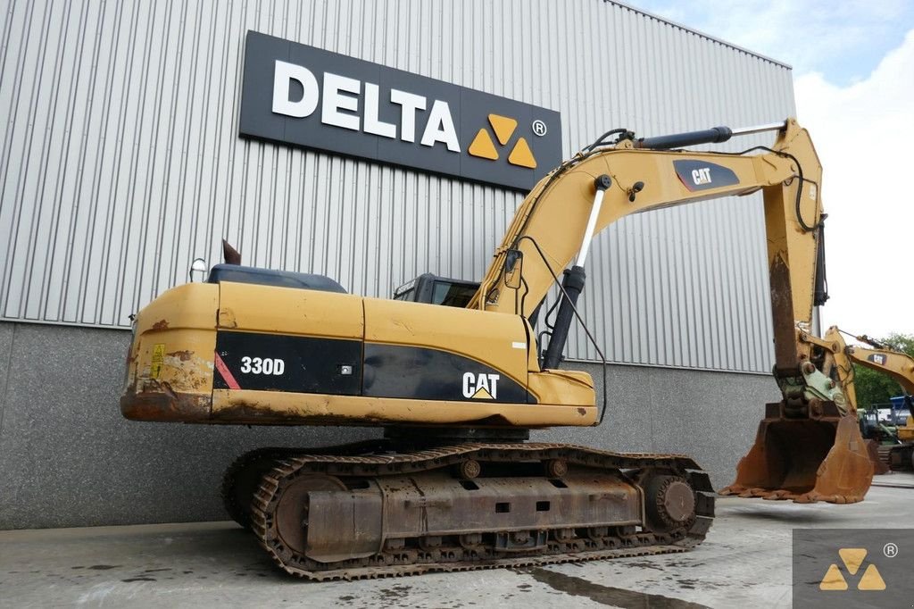 Kettenbagger Türe ait Caterpillar 330DL, Gebrauchtmaschine içinde Zevenbergen (resim 7)