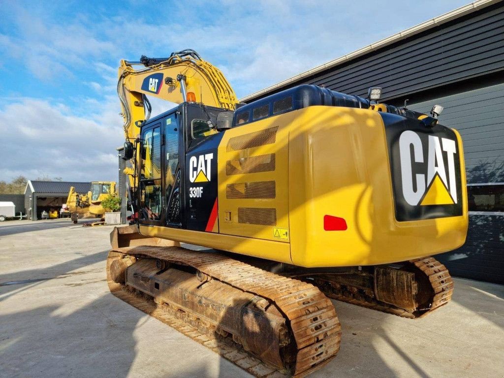 Kettenbagger типа Caterpillar 330F L, Gebrauchtmaschine в Antwerpen (Фотография 8)