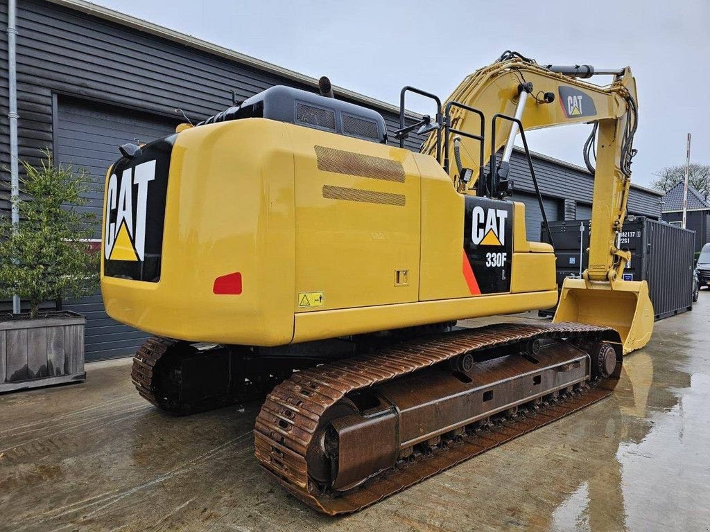 Kettenbagger типа Caterpillar 330F L, Gebrauchtmaschine в Antwerpen (Фотография 4)