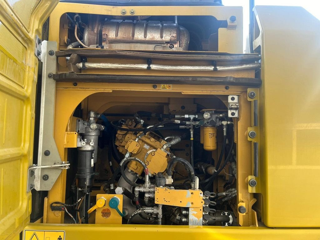 Kettenbagger Türe ait Caterpillar 330F VA - CE certified / Hammerlines / Camera, Gebrauchtmaschine içinde Velddriel (resim 11)