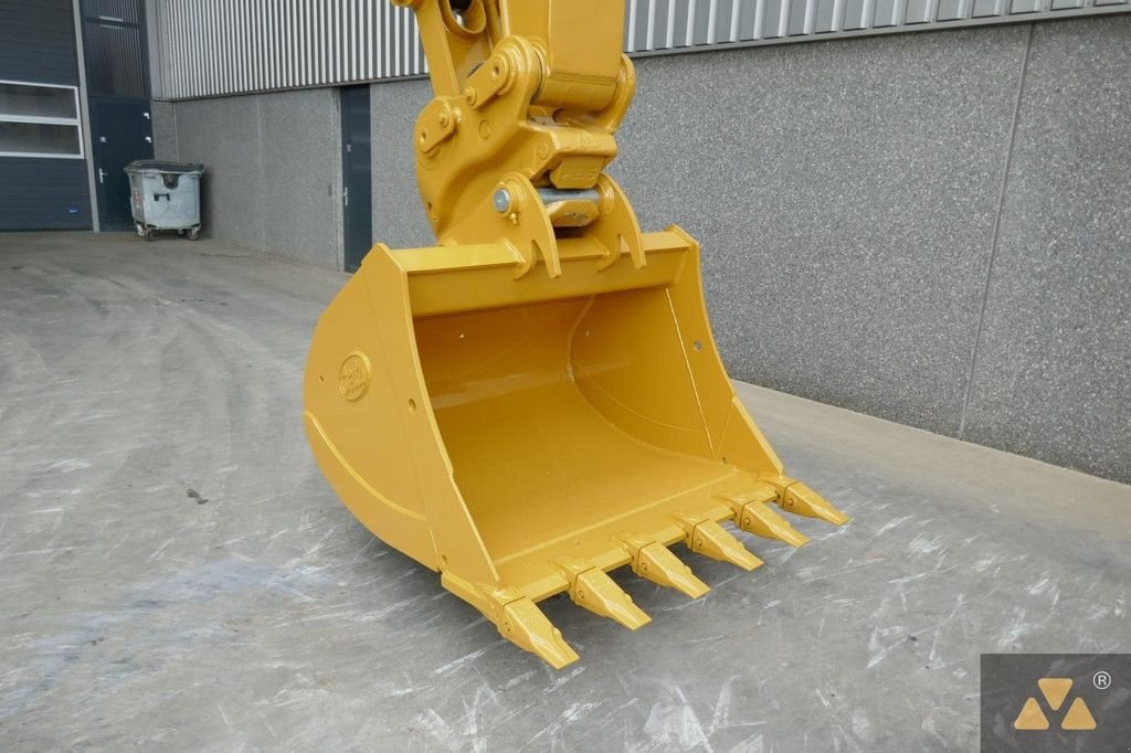 Kettenbagger Türe ait Caterpillar 330FL, Gebrauchtmaschine içinde Zevenbergen (resim 7)