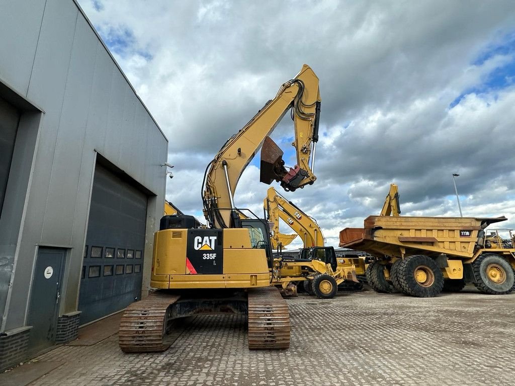 Kettenbagger typu Caterpillar 335F L CR, Gebrauchtmaschine v Velddriel (Obrázok 8)