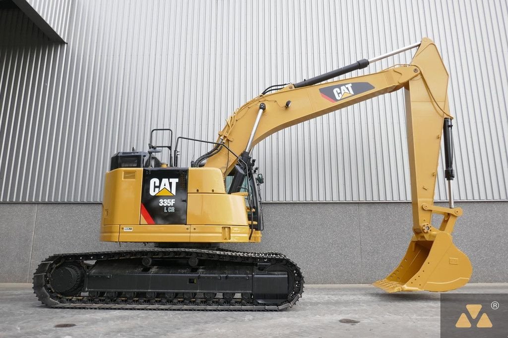 Kettenbagger of the type Caterpillar 335F LCR, Gebrauchtmaschine in Zevenbergen (Picture 2)