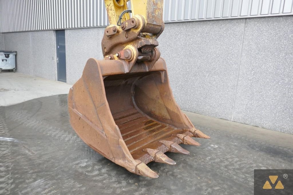 Kettenbagger del tipo Caterpillar 336EL, Gebrauchtmaschine In Zevenbergen (Immagine 7)