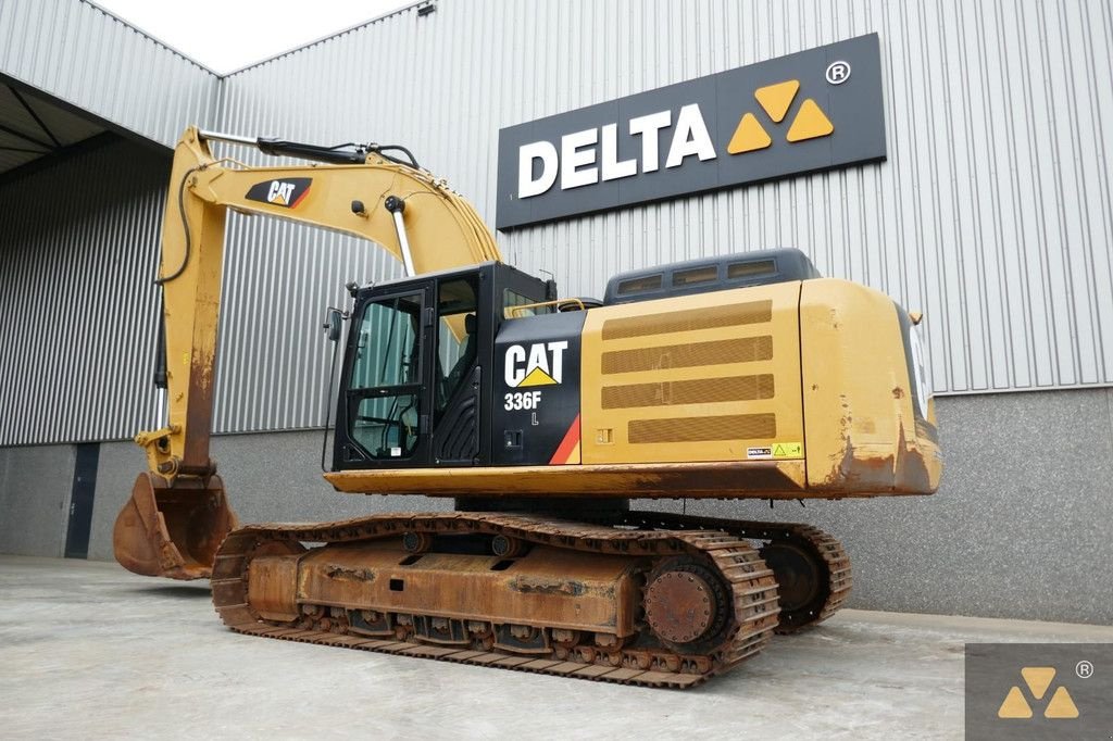 Kettenbagger Türe ait Caterpillar 336FL, Gebrauchtmaschine içinde Zevenbergen (resim 4)