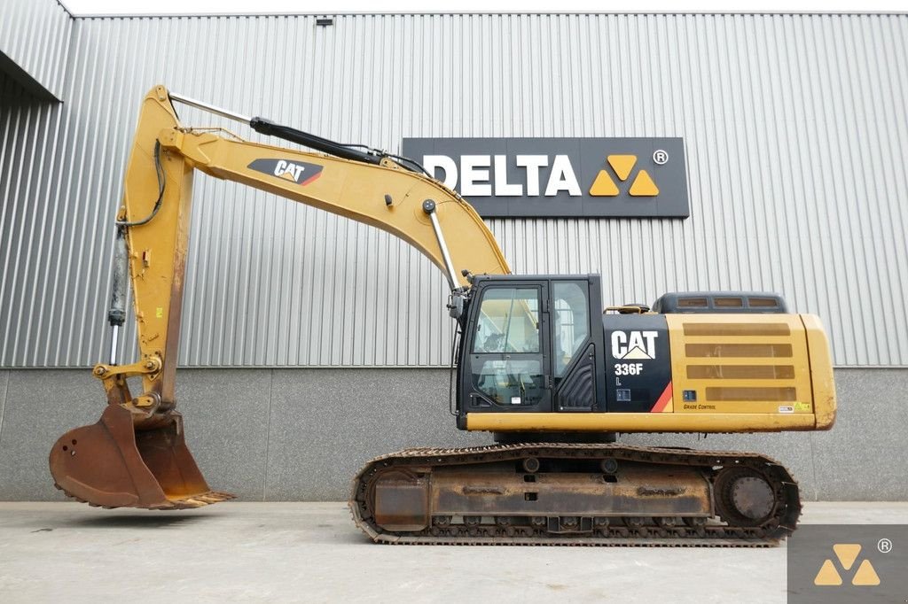 Kettenbagger van het type Caterpillar 336FL, Gebrauchtmaschine in Zevenbergen (Foto 1)