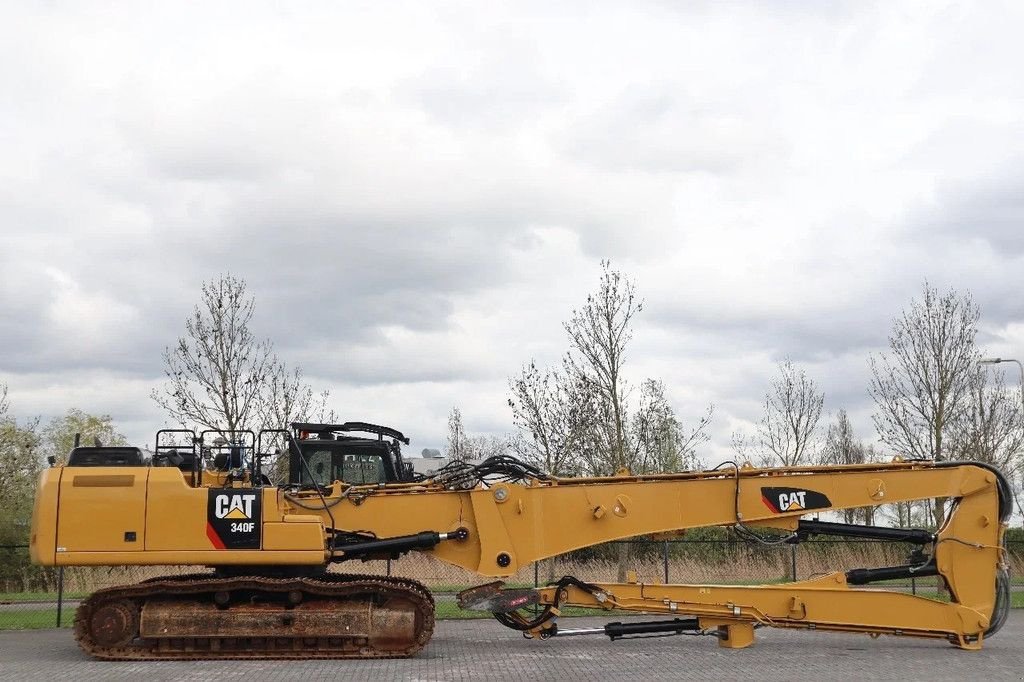 Kettenbagger типа Caterpillar 340F UHD 23 M 2X BOOM EXT. UC OILQUICK ABBRUCH, Gebrauchtmaschine в Marknesse (Фотография 4)