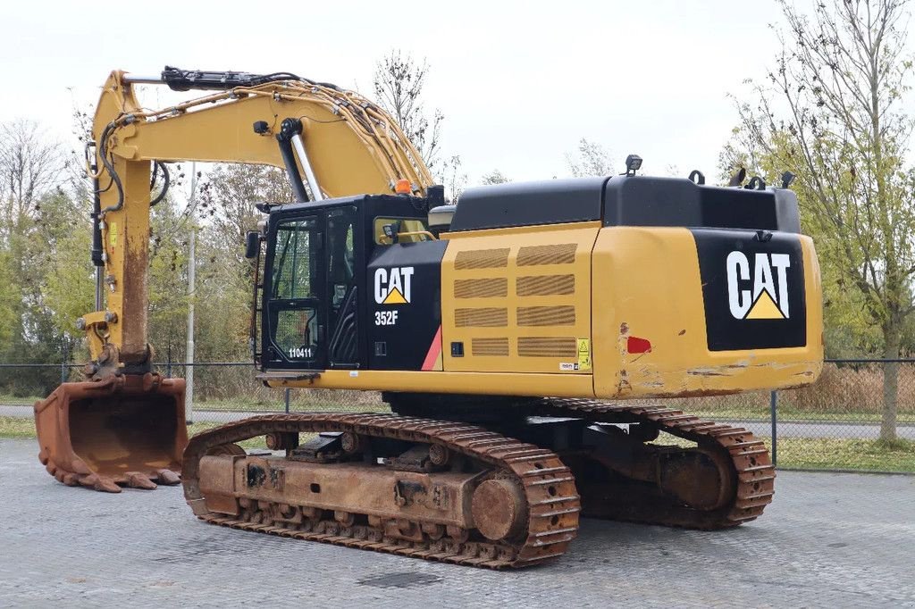 Kettenbagger van het type Caterpillar 352 F QUICK COUPLER BUCKET, Gebrauchtmaschine in Marknesse (Foto 3)