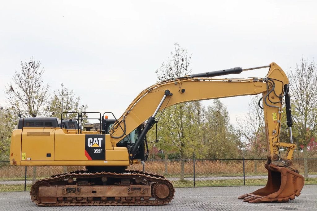 Kettenbagger of the type Caterpillar 352 F QUICK COUPLER BUCKET, Gebrauchtmaschine in Marknesse (Picture 4)