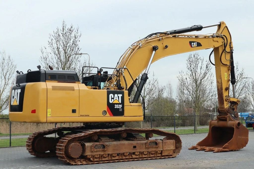 Kettenbagger van het type Caterpillar 352 F XE QUICK COUPLER BUCKET AIRCO, Gebrauchtmaschine in Marknesse (Foto 7)