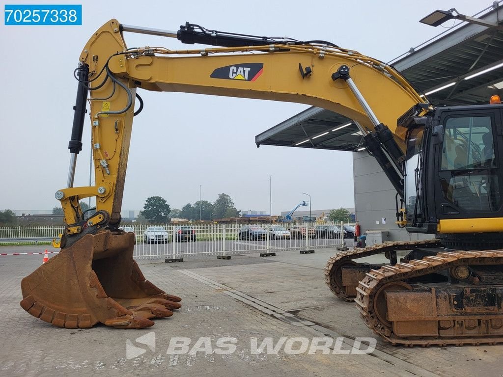 Kettenbagger van het type Caterpillar 352 F XE, Gebrauchtmaschine in Veghel (Foto 5)