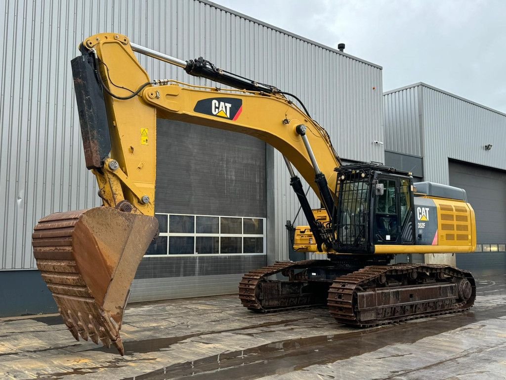 Kettenbagger des Typs Caterpillar 352F ME, Gebrauchtmaschine in Velddriel (Bild 2)