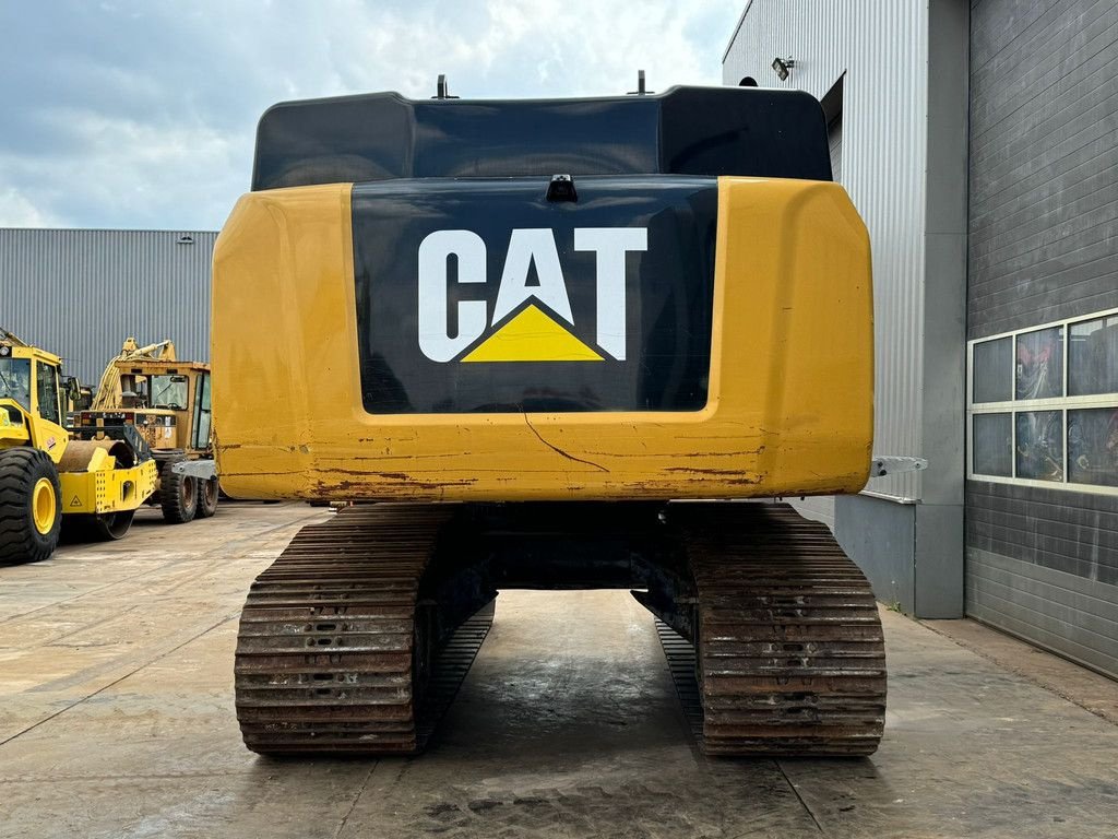 Kettenbagger van het type Caterpillar 352F XE / CE / EPA, Gebrauchtmaschine in Velddriel (Foto 4)