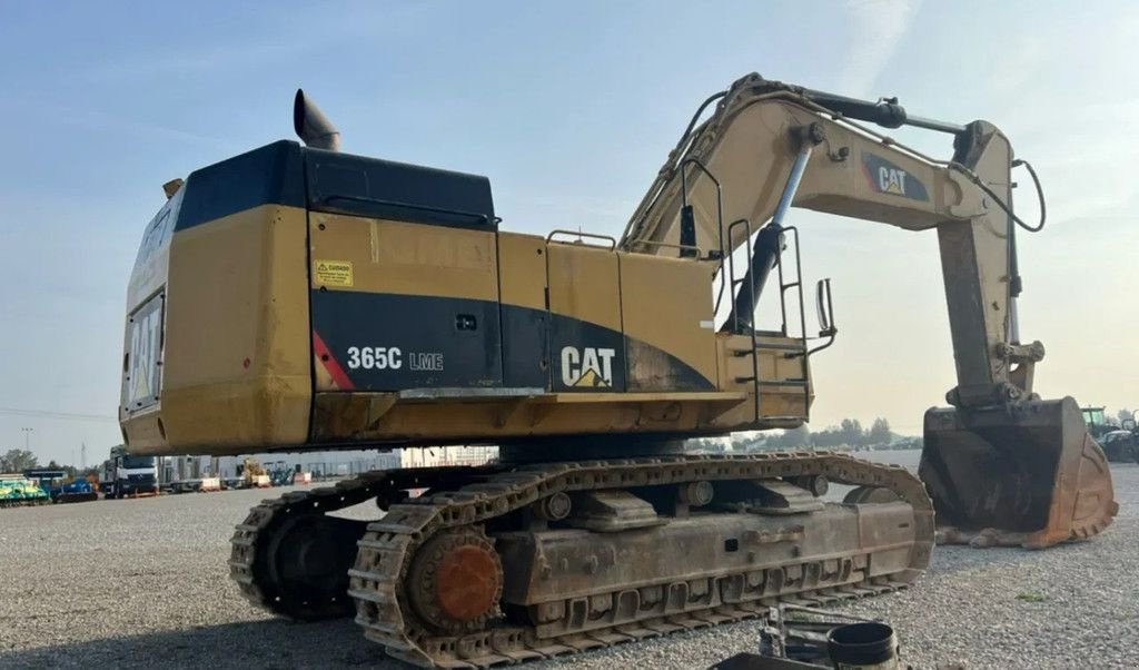 Kettenbagger des Typs Caterpillar 365CL Track Ecxavator Airco 50T. Good Condition, Gebrauchtmaschine in 'S-Hertogenbosch (Bild 2)