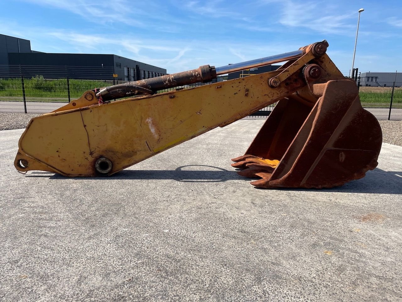 Kettenbagger van het type Caterpillar 365CL, Gebrauchtmaschine in Holten (Foto 4)