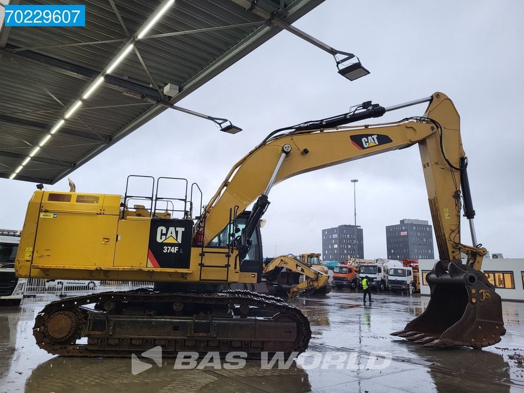 Kettenbagger del tipo Caterpillar 374 F L COMES WITH BUCKET, Gebrauchtmaschine In Veghel (Immagine 7)