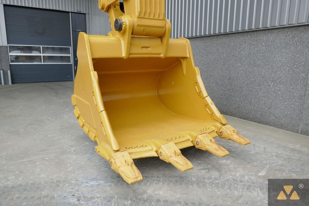 Kettenbagger del tipo Caterpillar 390F LME, Gebrauchtmaschine In Zevenbergen (Immagine 7)