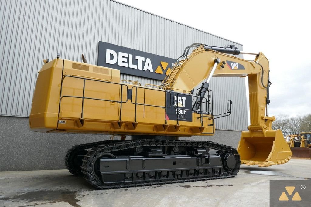 Kettenbagger a típus Caterpillar 390F LME, Gebrauchtmaschine ekkor: Zevenbergen (Kép 5)