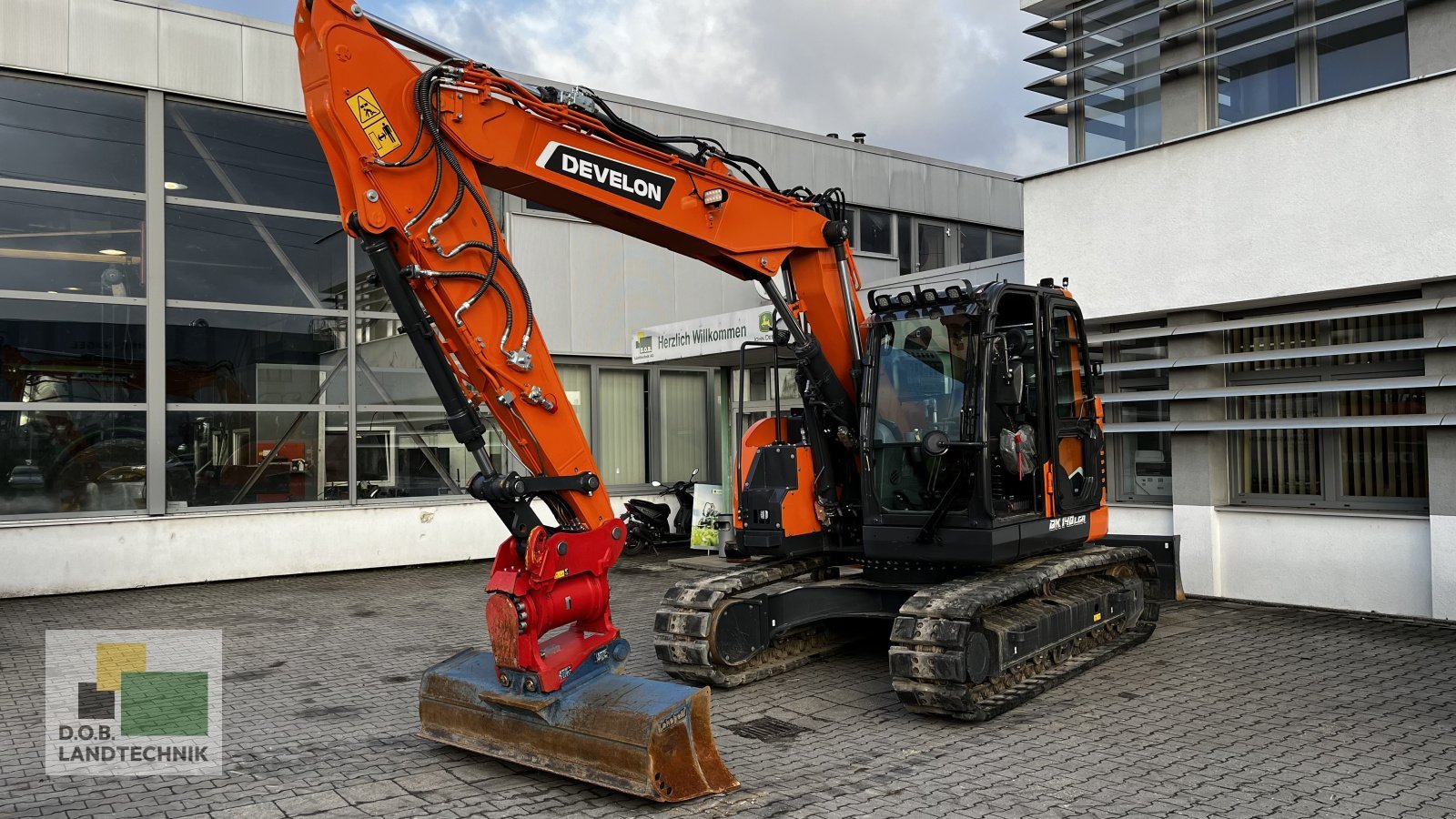 Kettenbagger tipa Develon-Doosan DX 140LCR-7, Gebrauchtmaschine u Regensburg (Slika 1)