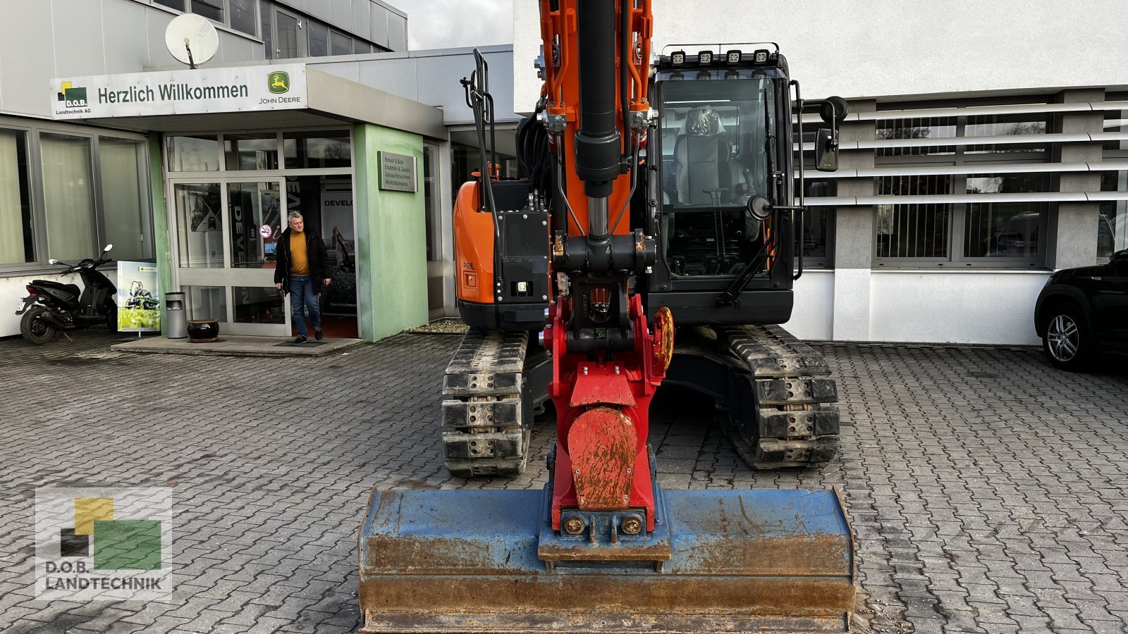 Kettenbagger typu Develon-Doosan DX 140LCR-7, Gebrauchtmaschine w Regensburg (Zdjęcie 4)