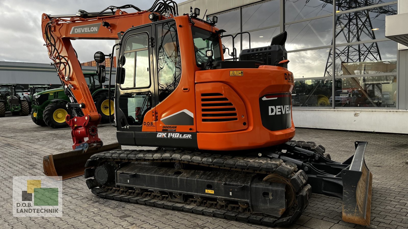 Kettenbagger des Typs Develon-Doosan DX 140LCR-7, Gebrauchtmaschine in Regensburg (Bild 10)