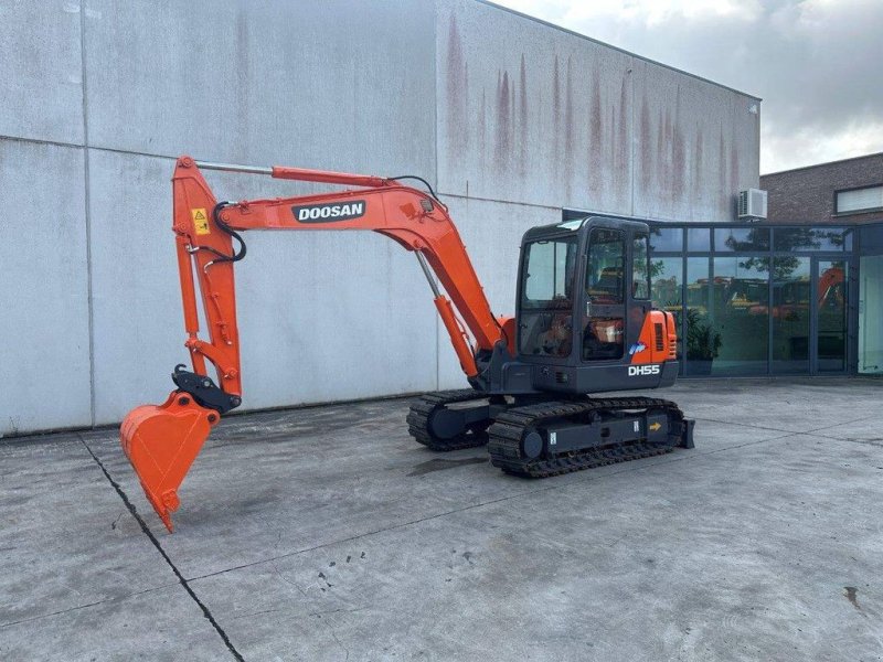 Kettenbagger of the type Doosan DH55-V, Gebrauchtmaschine in Antwerpen (Picture 1)