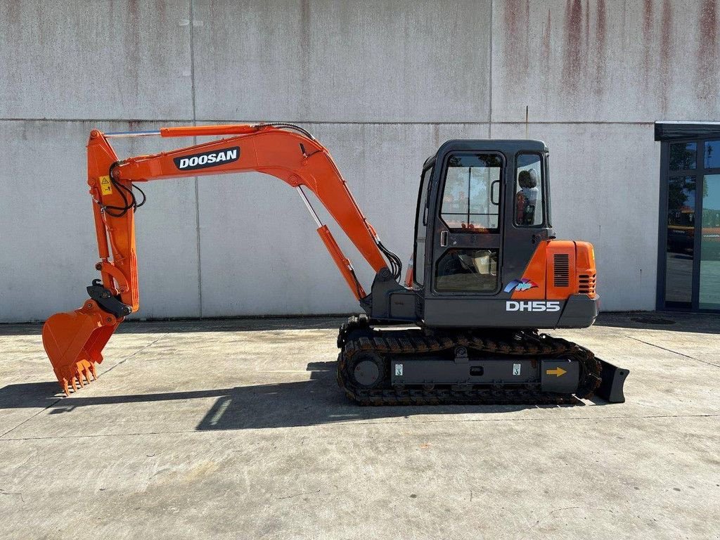 Kettenbagger of the type Doosan DH55-V, Gebrauchtmaschine in Antwerpen (Picture 8)