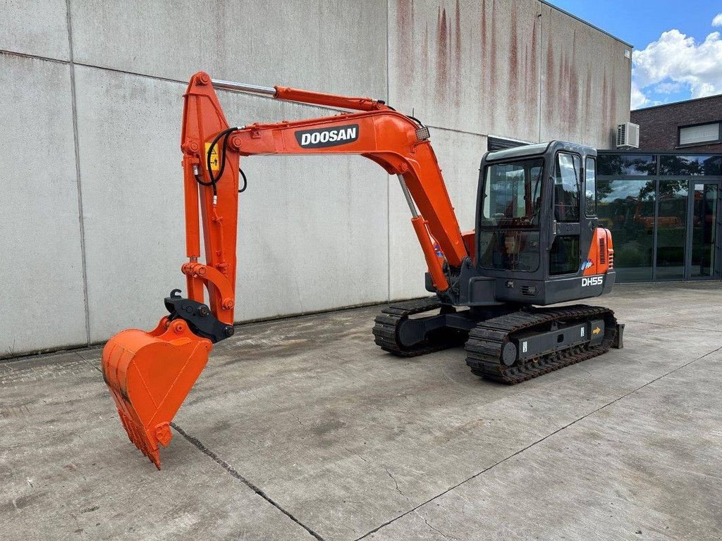 Kettenbagger du type Doosan DH55-V, Gebrauchtmaschine en Antwerpen (Photo 1)